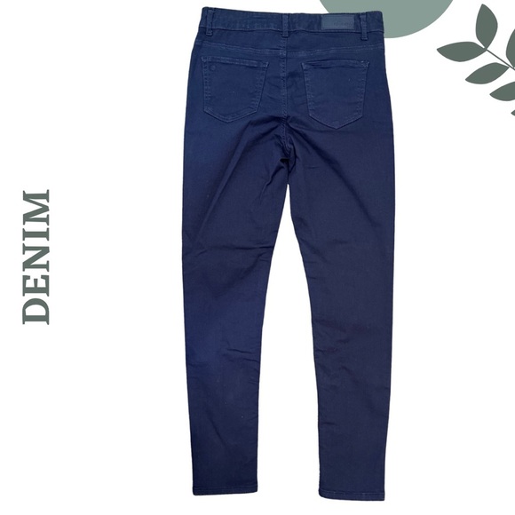 🛍️3/$40 Women’s Slim Fit Stretch Skinny Jeans – Size 6 - Picture 2 of 5